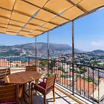 The Panoramic View Penthouse Apartment Sweet Petite