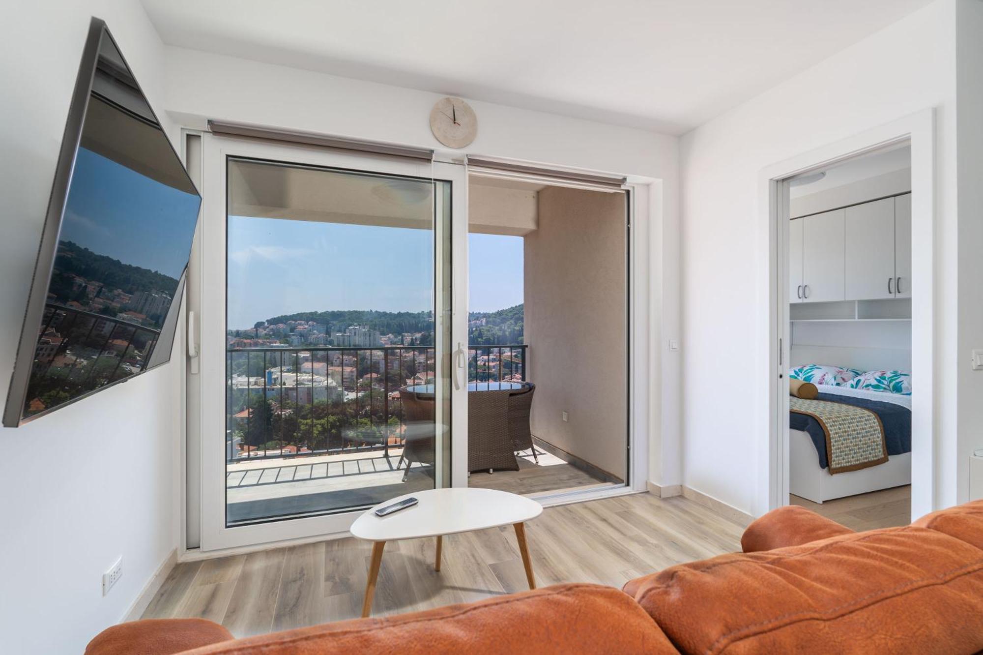 Apartman The Panoramic View Penthouse Sweet Petite