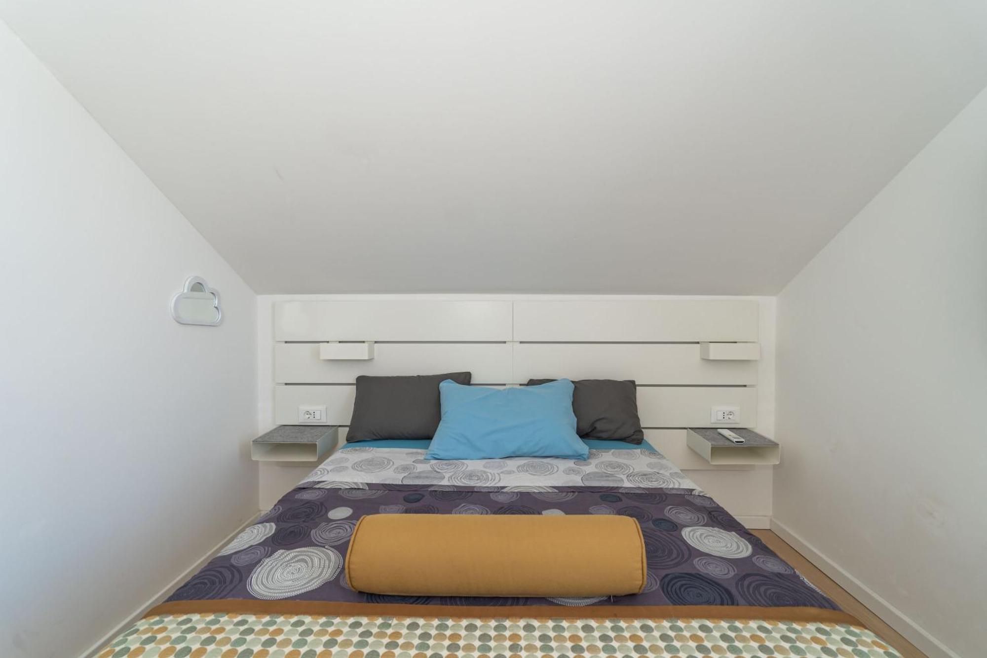Apartman The Panoramic View Penthouse Sweet Petite